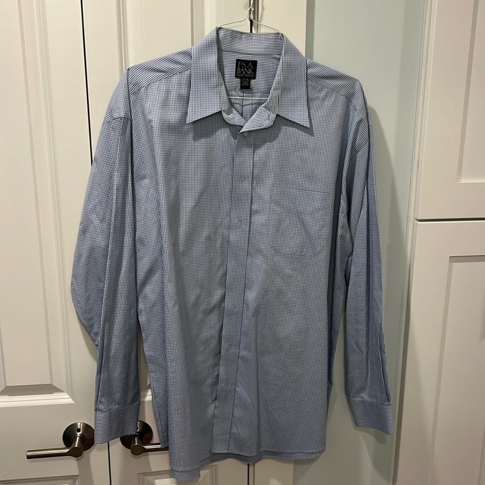 Jos A Banks traveler collection long sleeve button down shirt